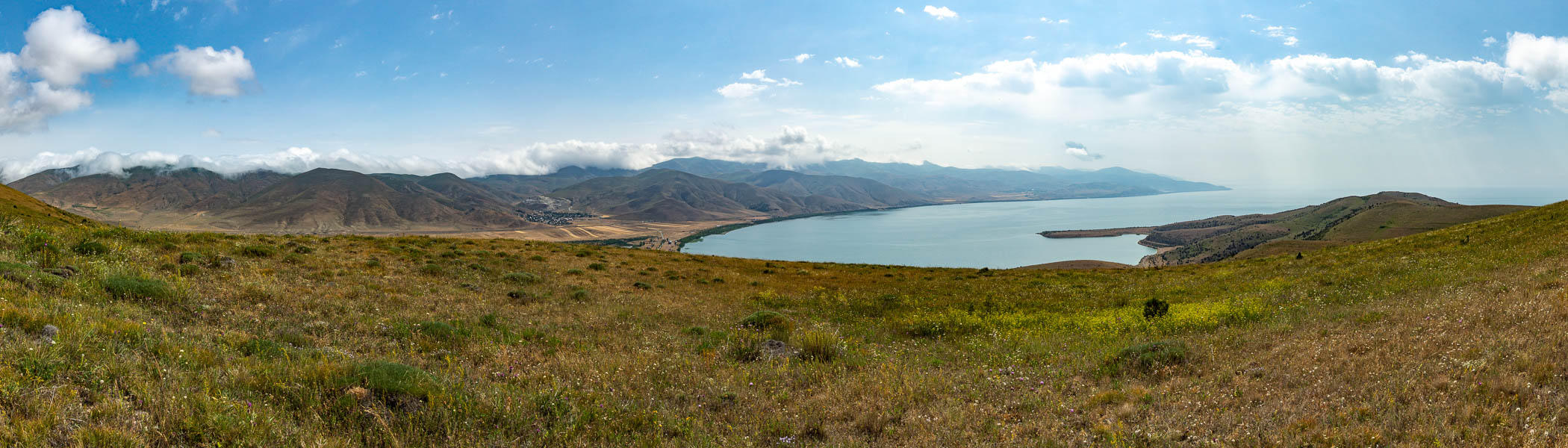 Mont Artanish et lac Sevan