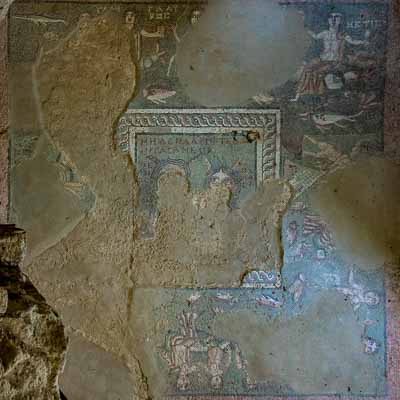 Thermes de Garni : mosaïque