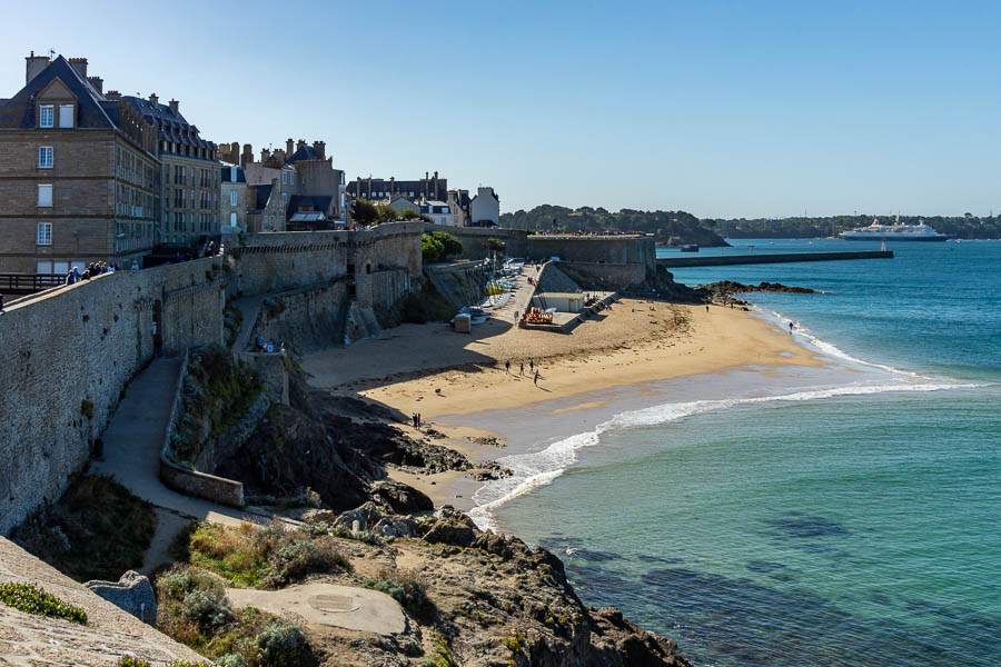 Saint-Malo : remparts, plage