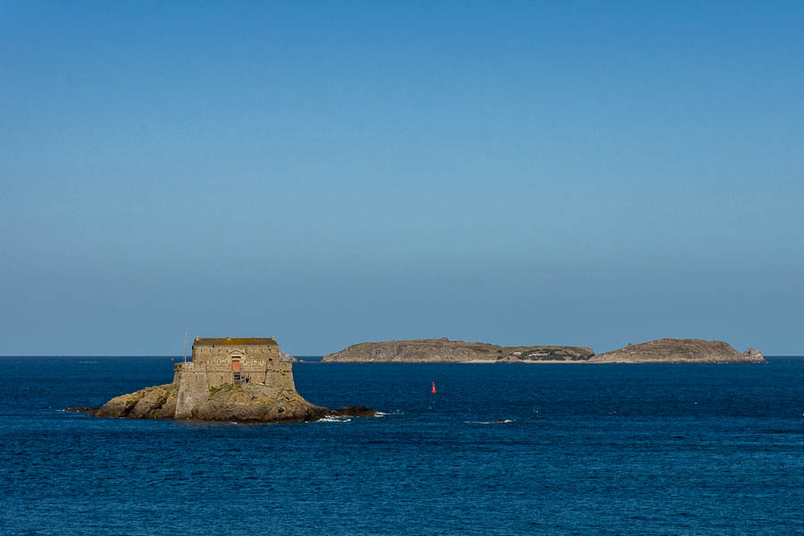 Saint-Malo : Petit Bé à marée haute