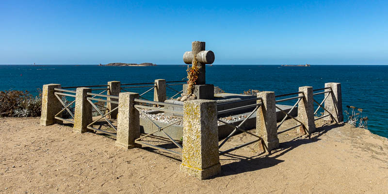 Saint-Malo : Grand Bé, tombeau de Chateaubriand