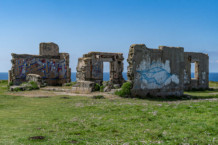 Belle-Île, GR 340 : sémaphore d'Er-Hastellic