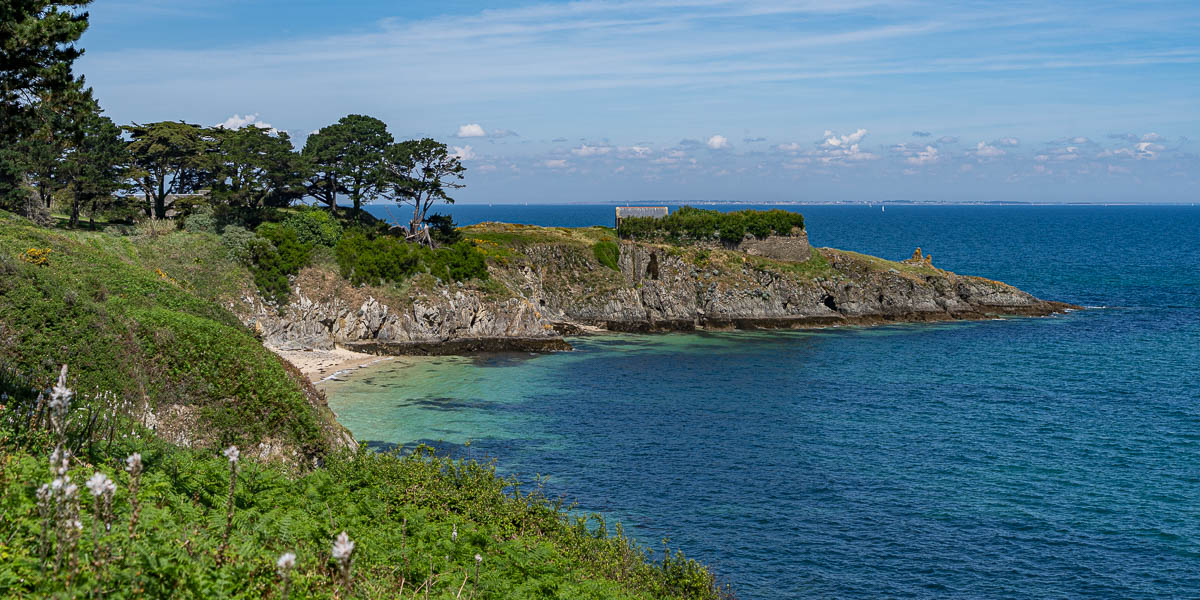 Belle-Île, GR 340 : pointe et fort du Bugul