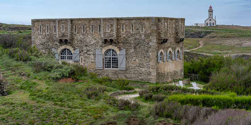 Pointe des Poulains : fort de Sarah Bernhardt