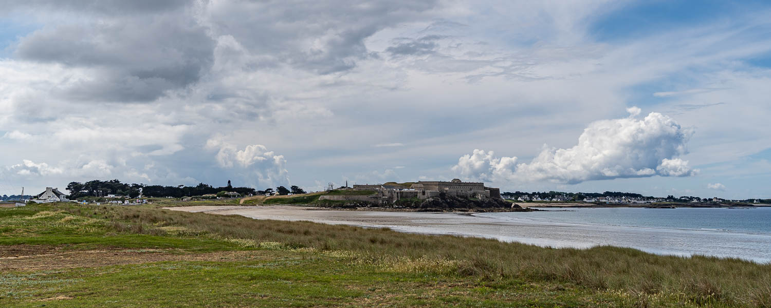 GR 34, Saint-Pierre-Quiberon : plage et fort de Penthièvre
