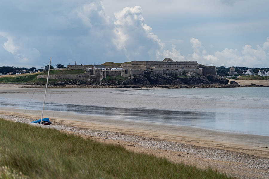 GR 34, Saint-Pierre-Quiberon : plage et fort de Penthièvre