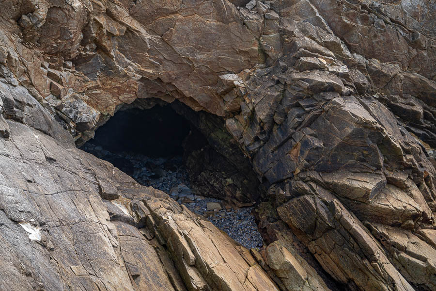 GR 34, Saint-Pierre-Quiberon, Beg en Aud : vue sud, grotte, pointe du Percho, Belle-Île