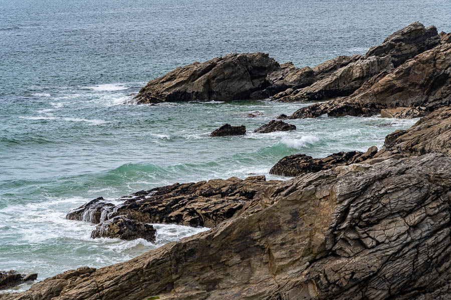 GR 34, Côte Sauvage de Quiberon : vagues et rochers de port Goulom