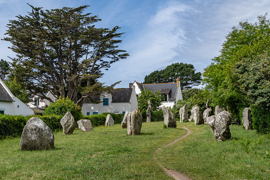 GR 34, Saint-Pierre-Quiberon : alignements de Kerbourgnec