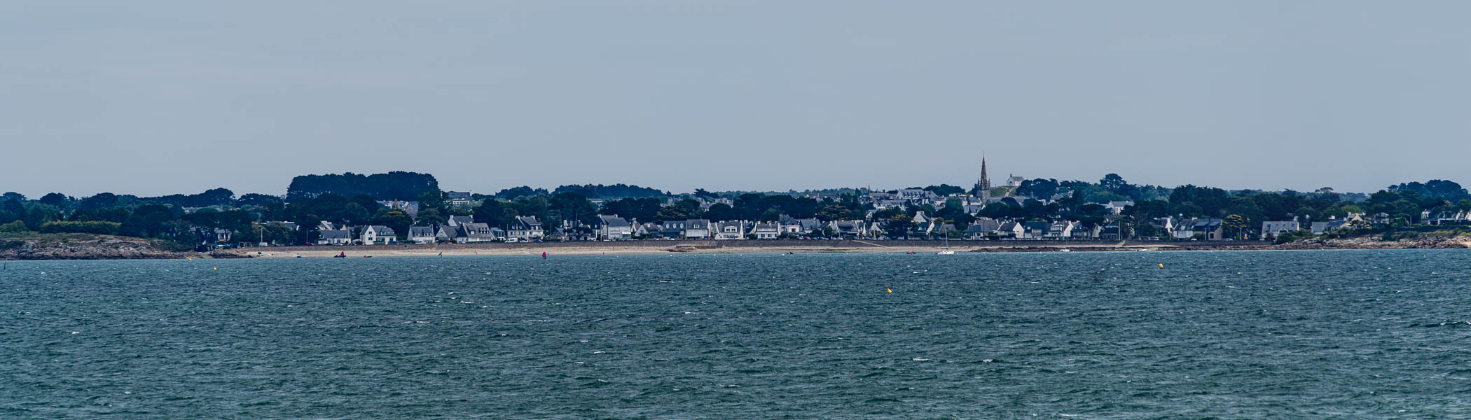 GR 34, Saint-Pierre-Quiberon, Kerhostin : vue vers Carnac