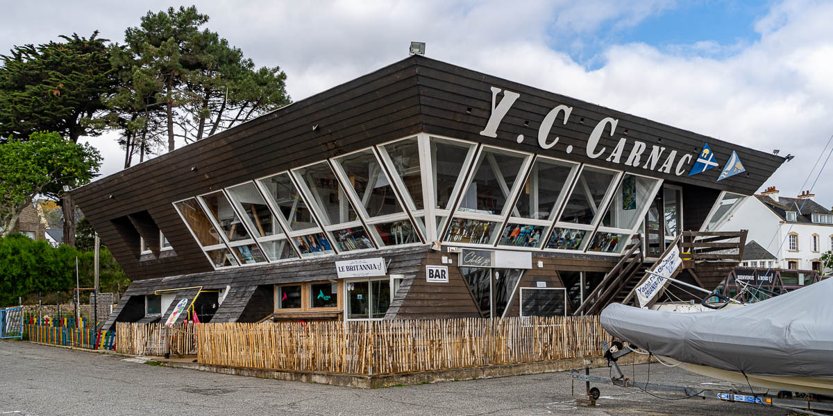 GR 34, Carnac : yacht-club