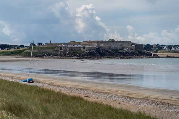 Saint-Pierre-Quiberon : plage et fort de Penthièvre