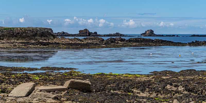 Saint-Pierre-Quiberon : rochers près de Portivy