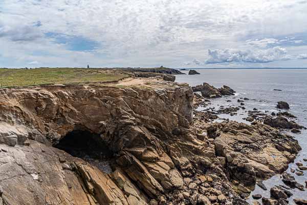 Saint-Pierre-Quiberon, Beg en Aud : vue sud, grotte, pointe du Percho, Belle-Île