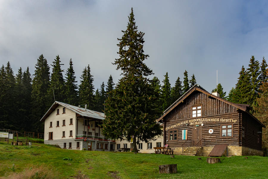 Refuge Vezhen, 1610 m