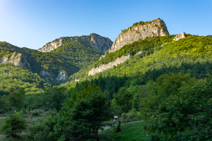 Zgorigrad : départ du sentier « Borov Kamak », 590 m