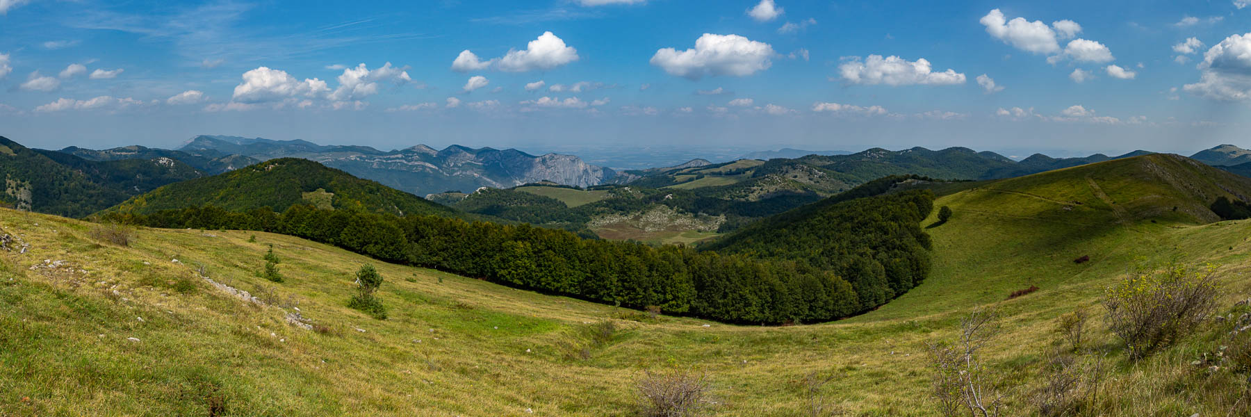 Massif de Vratsa : Buk, 1393 m, vue nord