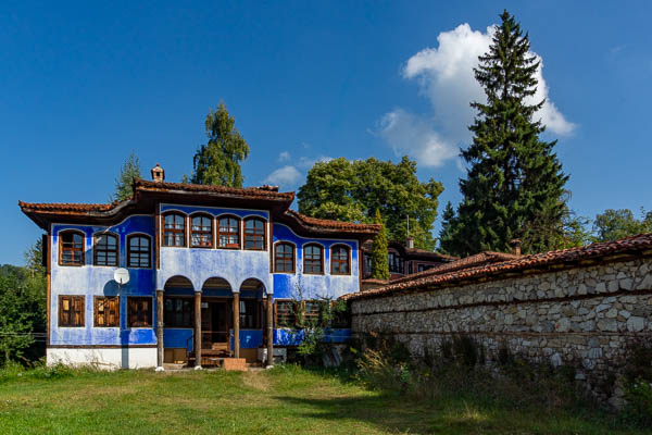 Koprivchtitsa : maison bleue