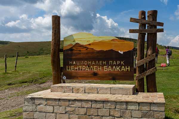 Col Beklemeto, panneau du parc national du Balkan central, 1520 m