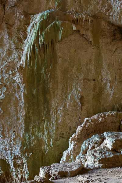 Grotte Prohodna : concrétion
