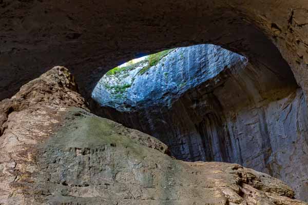 Grotte Prohodna : œil