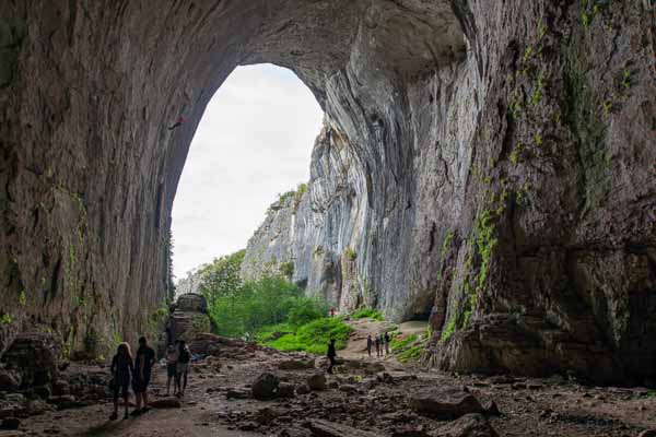 Grotte Prohodna : petite entrée