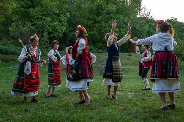 Pavolche : chants et danses villageois