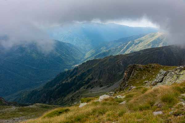 Massif de Rila : mont Maliovitsa, vue vers le monastère de Rila