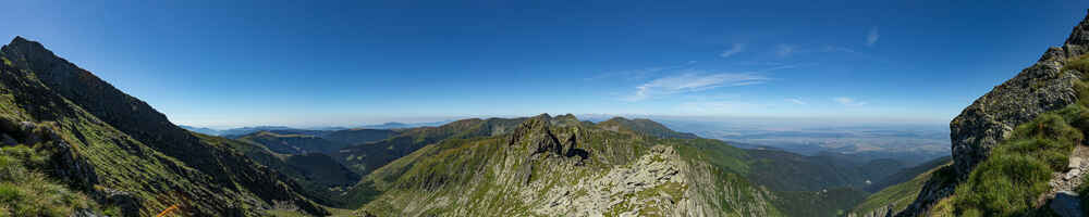 Monts Făgăraș depuis le col Cléopâtre