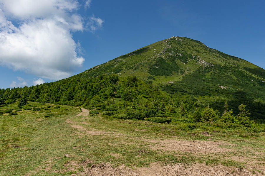 Mont Petros, 2020 m