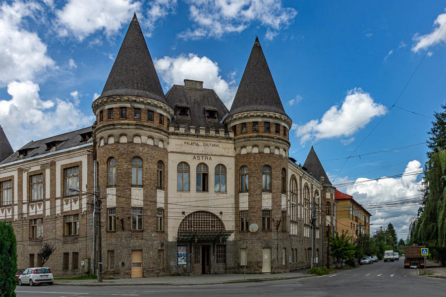 Sighetu Marmației : palais de la Culture