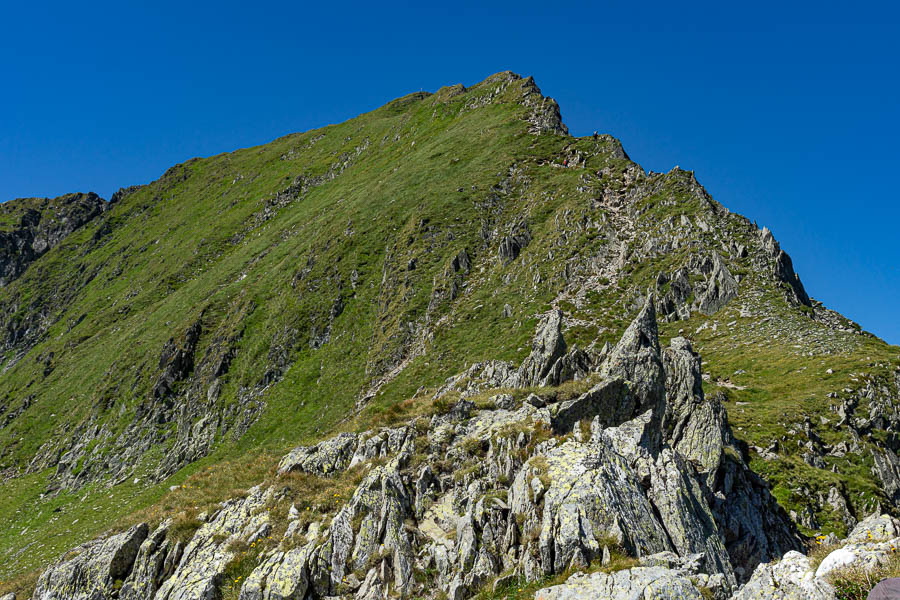 Mont Moldoveanu, sommet secondaire, arête est