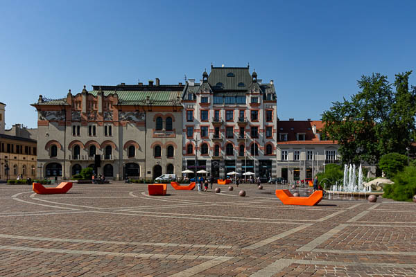 Cracovie : place Szczepanski