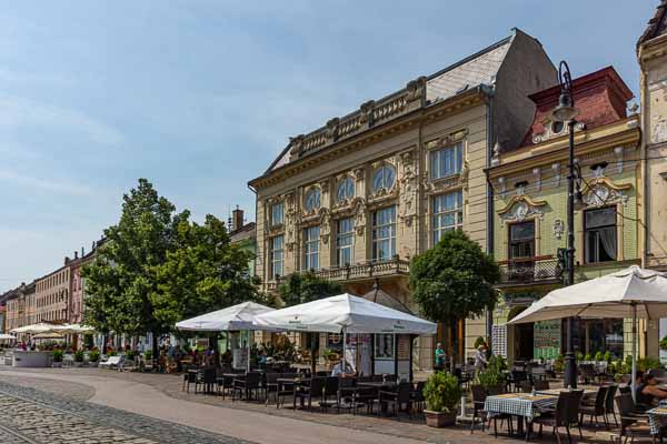 Košice : rue Hlavnä