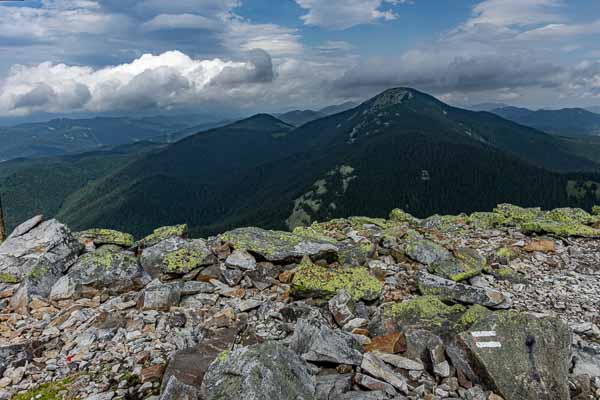 Mont Khomyak, 1542 m : vue nord