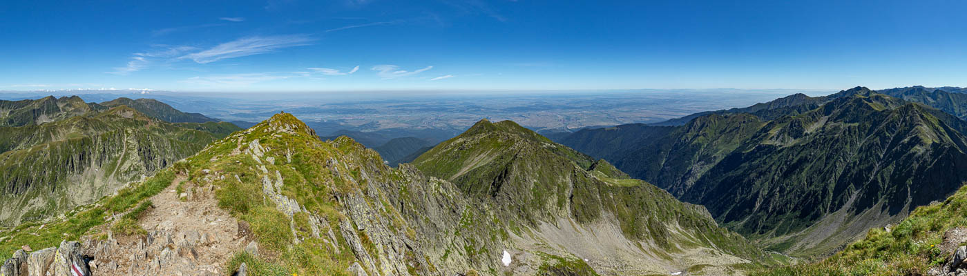 Mont Negoiu, 2535 m : vue nord