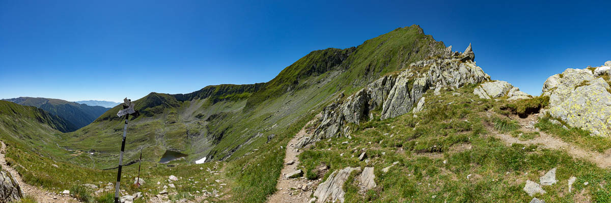 Mont Moldoveanu, 2544 m, face est