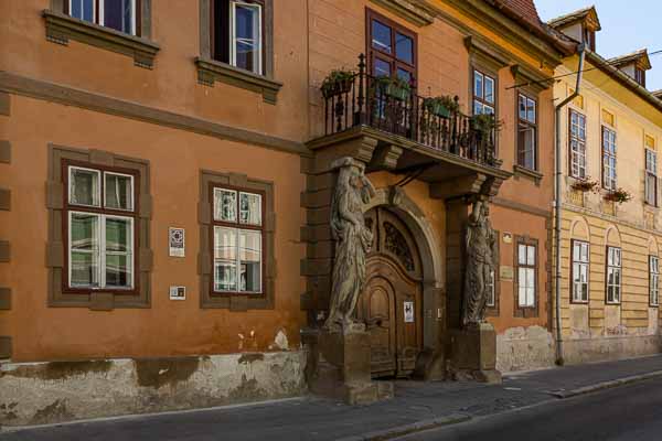 Sibiu : cariatides