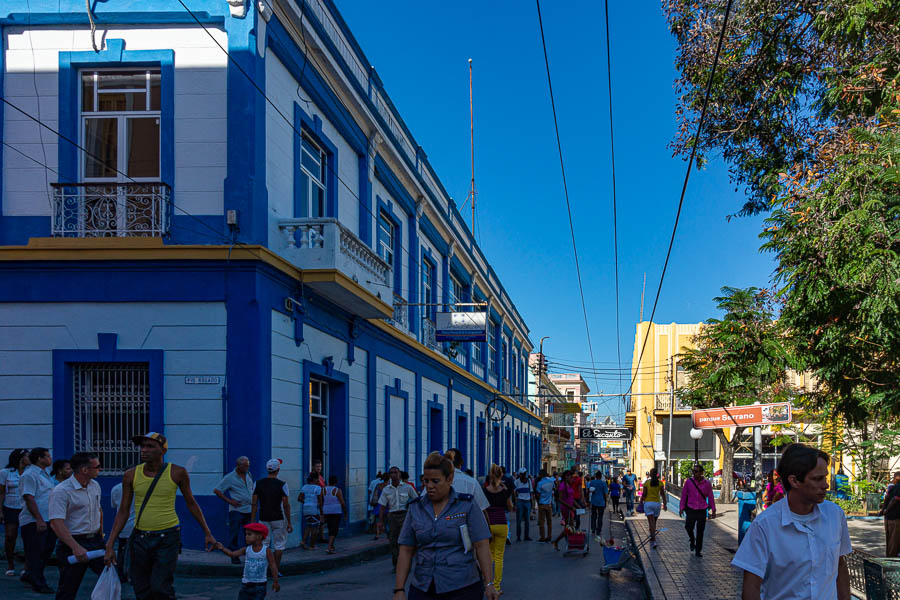 Santiago de Cuba : parque Serrano