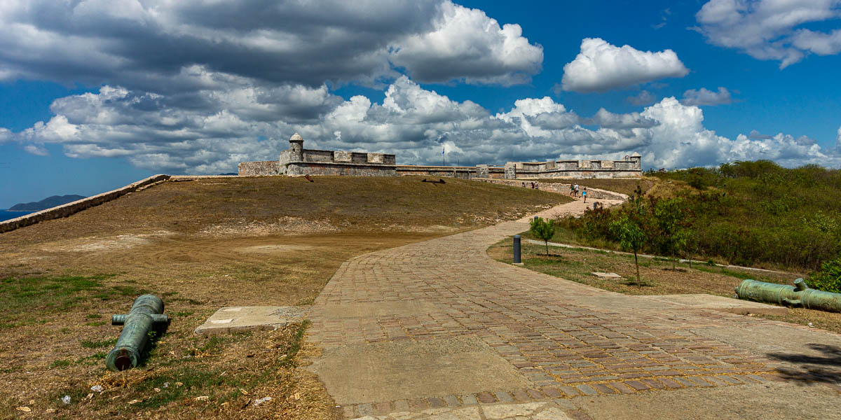 Santiago de Cuba : castillo de San Pedro de la Roca