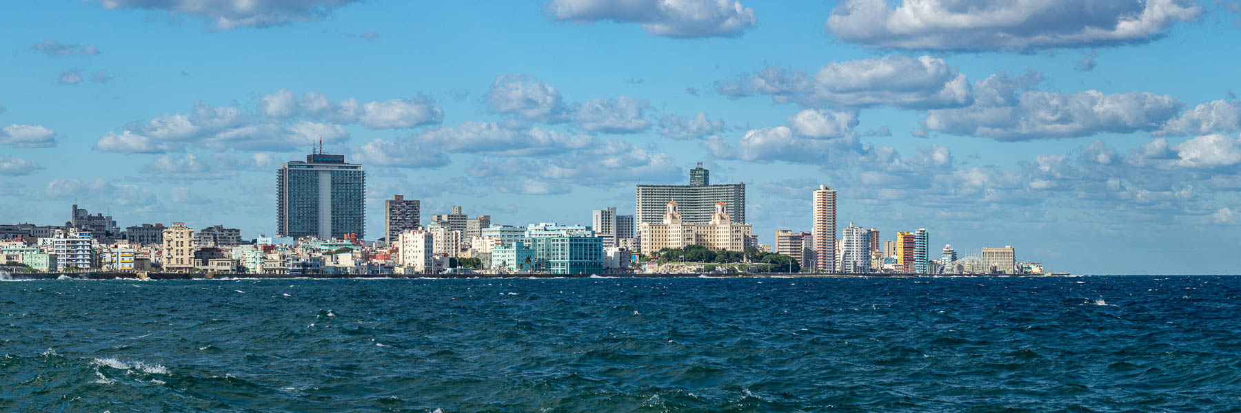 La Havane : Malecón, grands hôtels