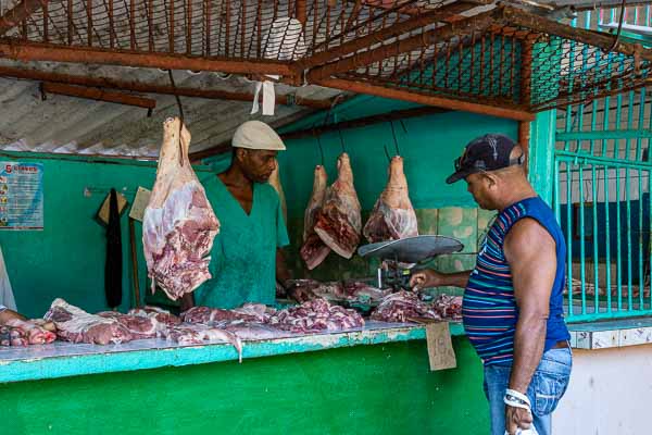 Camagüey : marché, boucherie