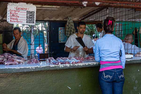 Camagüey : marché, boucherie