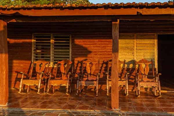 Réserve de Banao : refuge de la Sabina, rocking-chairs