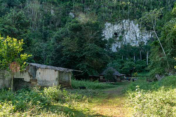 Mil Cumbres : ferme au pied du pain de Guajaibón