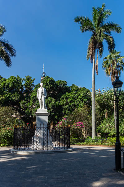 La Havane : plaza de Armas, Carlos Manuel de Céspedes