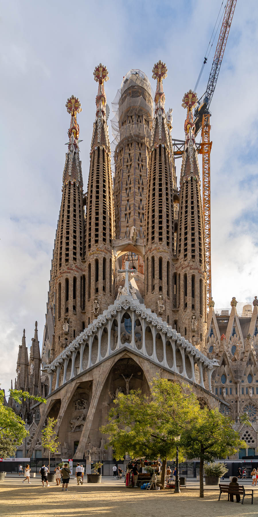 Barcelone : Sagrada Família, façade de la Passion