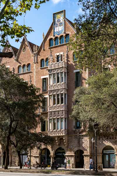 arcelone : casa de les Punxes