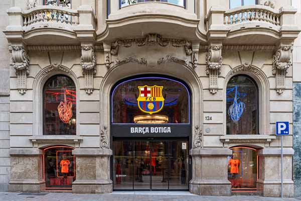 Barcelone, La Rambla : boutique du Barça