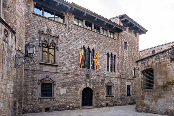 Barcelone : casa dels Canonges